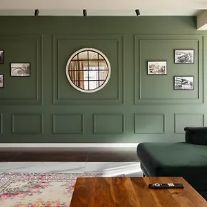 https://twentyone-by-vintage-hotel-collections.alltbilisihotels.com